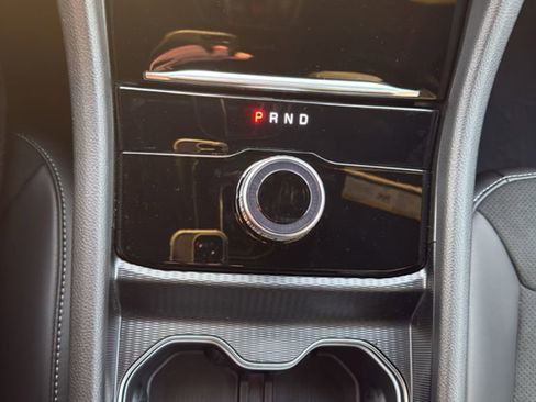 New 2025 Jeep Grand Cherokee Altitude AWD/4WD image 21