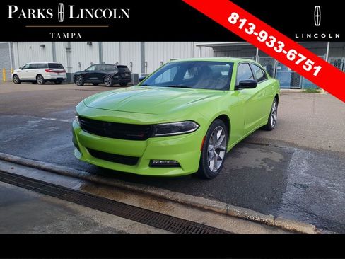 Used 2023 Dodge Charger SXT w/ Plus Group RWD image 9