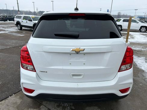 Used 2020 Chevrolet Trax LS w/ Tint and Cruise Package FWD image 6