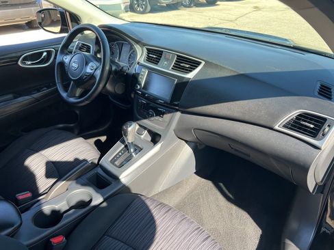Used 2019 Nissan Sentra SV image 19
