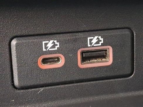 Used 2024 Nissan Murano SV w/ SV Midnight Edition Package image 11