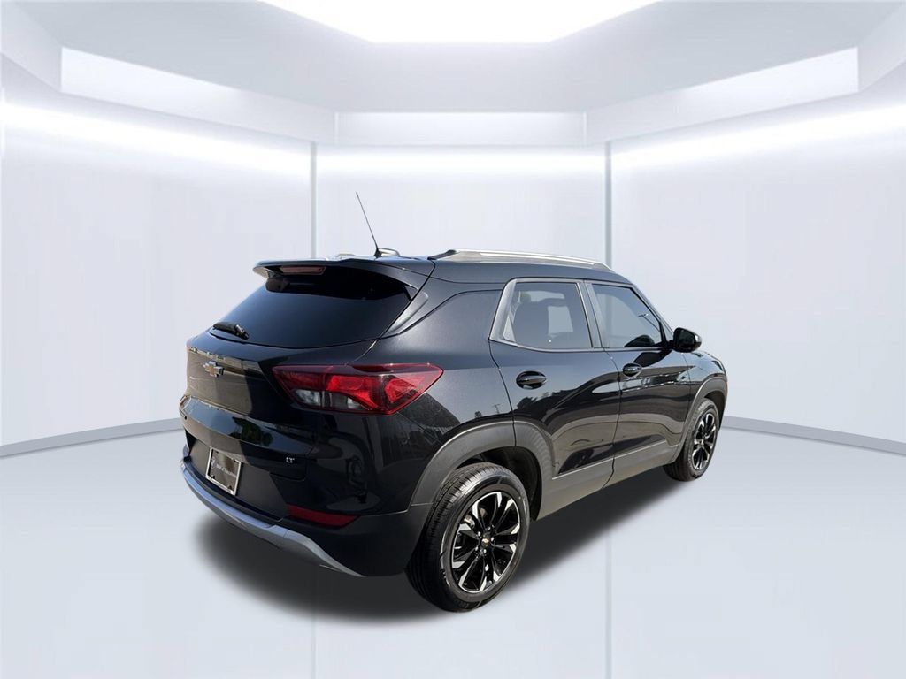 Used 2023 Chevrolet TrailBlazer LT FWD image 7