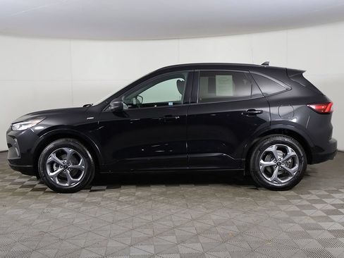 Used 2023 Ford Escape ST-Line w/ Tech Pack #1 AWD/4WD image 18
