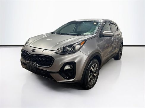 Used 2020 Kia Sportage LX image 3