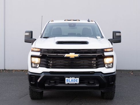 Used 2024 Chevrolet Silverado 3500 W/T image 15