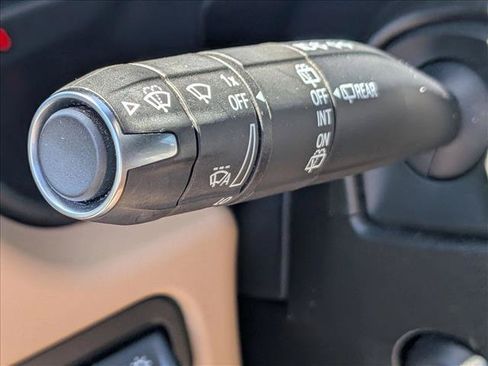 Used 2023 Chevrolet Suburban Premier AWD/4WD image 16