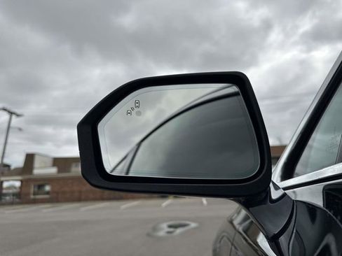 Used 2013 Lincoln MKZ FWD image 10