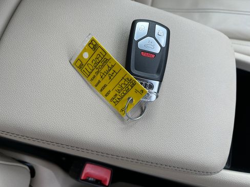 Used 2022 Audi A4 2.0T Premium w/ Convenience Package image 46