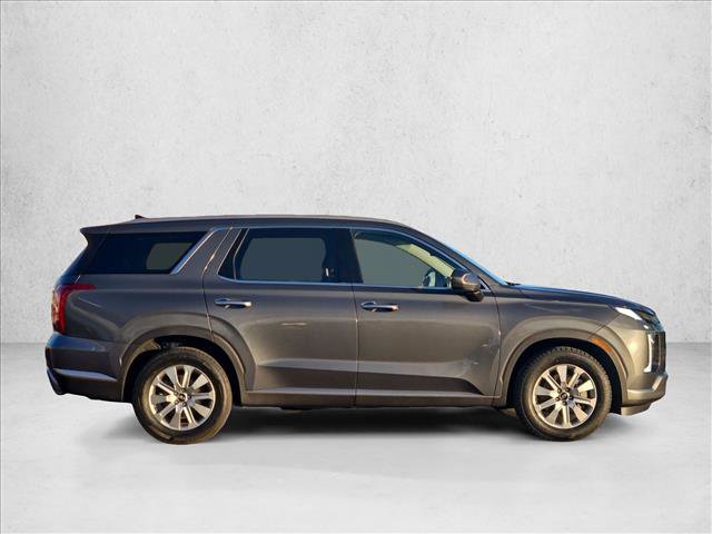 Used 2025 Hyundai Palisade SEL FWD image 4