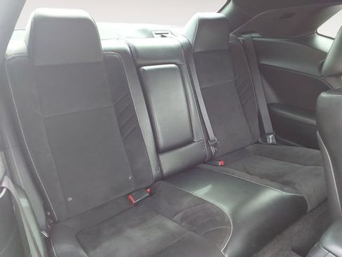 Used 2016 Dodge Challenger SRT Hellcat RWD image 13