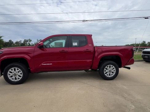 New 2026 Toyota Tacoma SR5 image 3