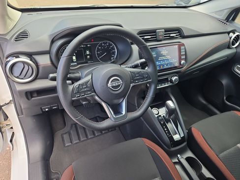 Used 2025 Nissan Versa SR w/ Trunk Package FWD image 15