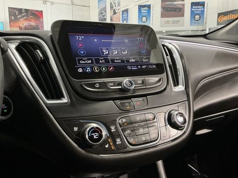 Used 2024 Chevrolet Malibu LT image 28