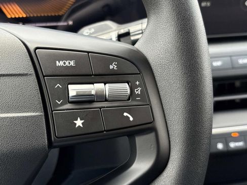 New 2025 Kia K4 LX image 22