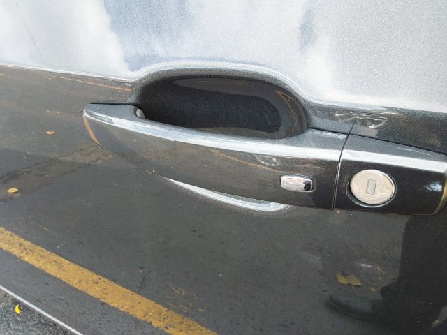 Used 2020 Chevrolet Sonic Premier FWD image 14