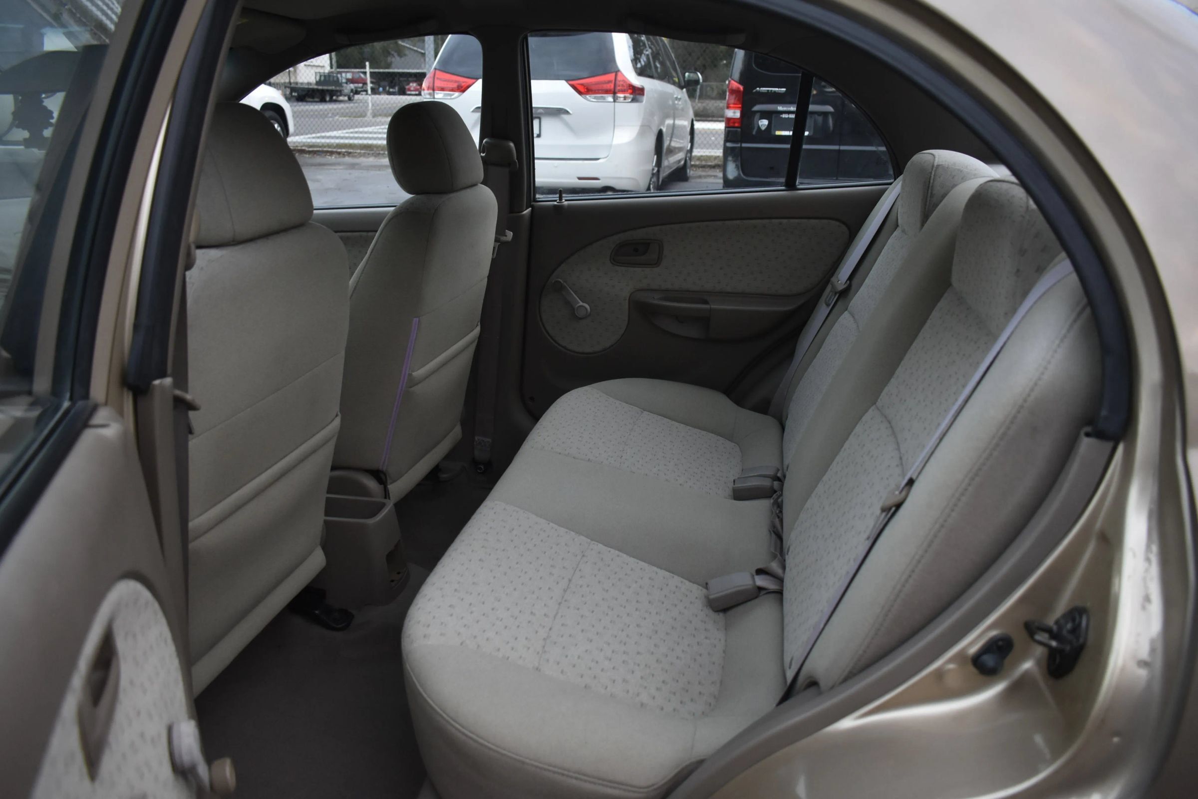 Used 2005 Kia Rio Sedan FWD image 15