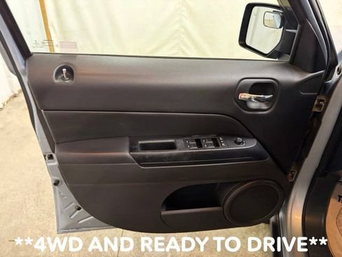 Used 2014 Jeep Patriot Sport w/ Power Value Group AWD/4WD image 28