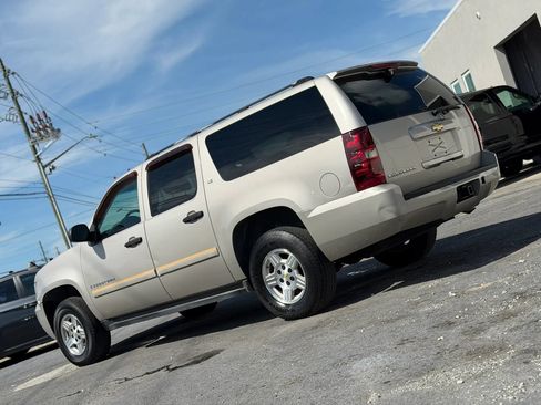 Used 2007 Chevrolet Suburban LS RWD image 4