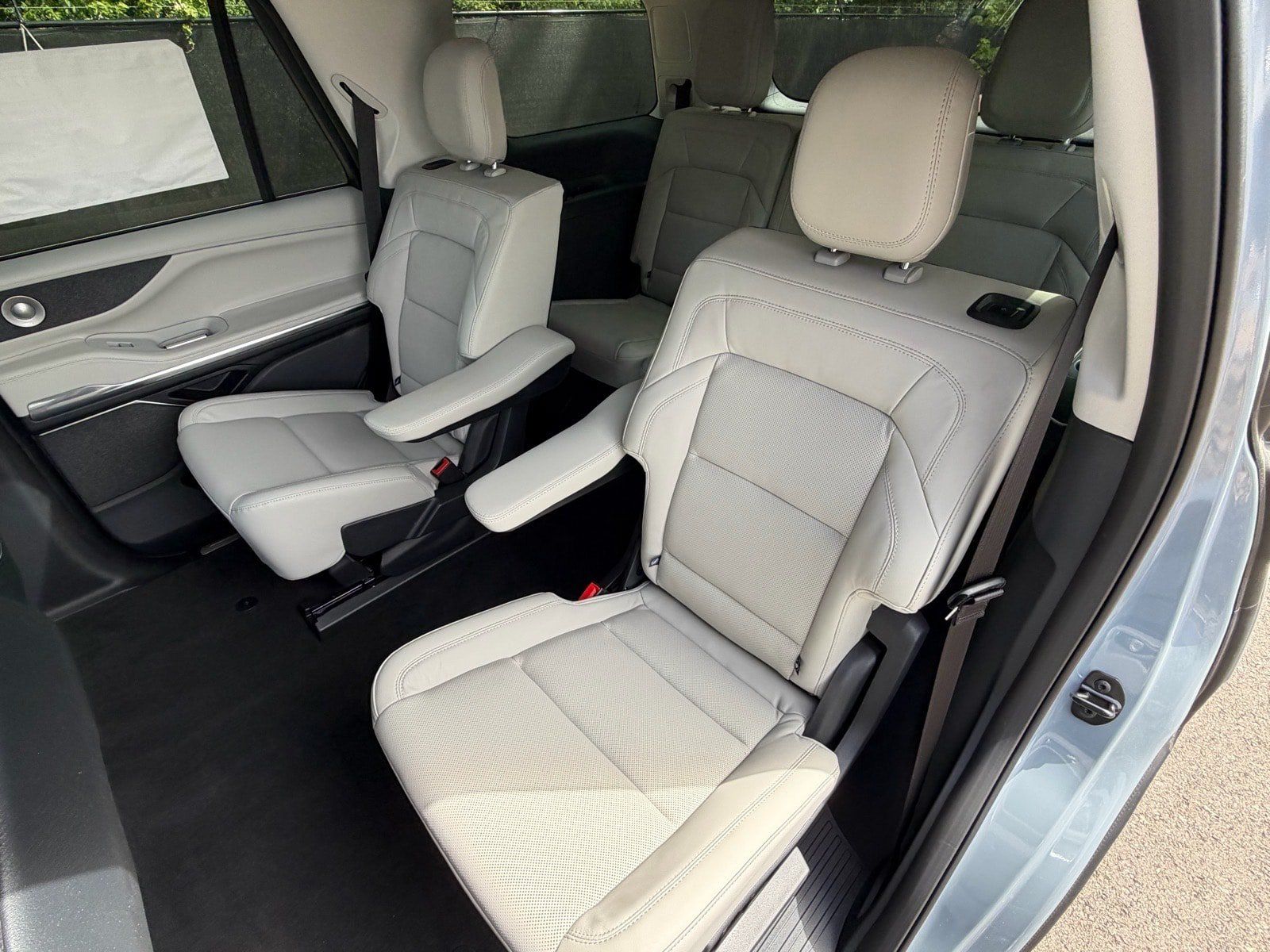 New 2026 Lincoln Navigator Reserve AWD/4WD image 24