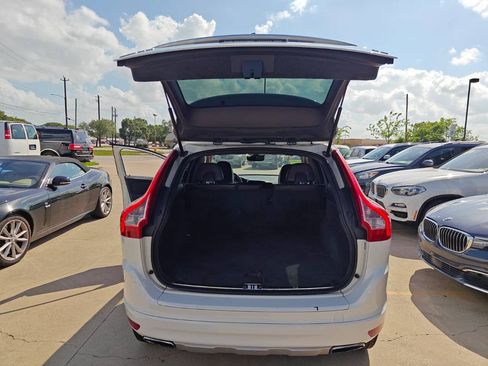 Used 2016 Volvo XC60 T5 Premier FWD image 14