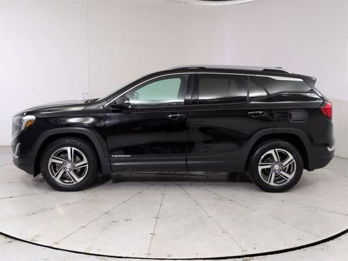 Used 2020 GMC Terrain SLT image 3