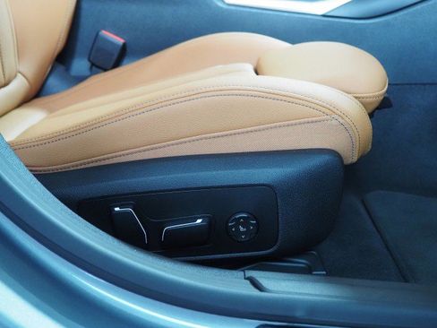 Used 2025 BMW i4 eDrive40 image 70