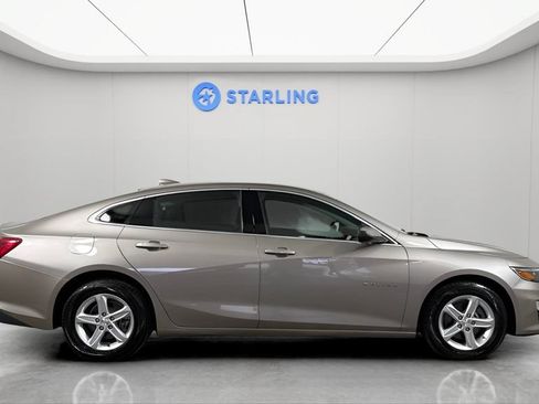 Used 2024 Chevrolet Malibu LT FWD image 11
