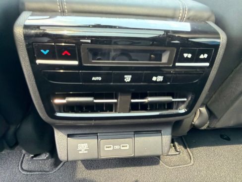 Used 2024 Acura MDX SH-AWD w/ Technology Package image 20