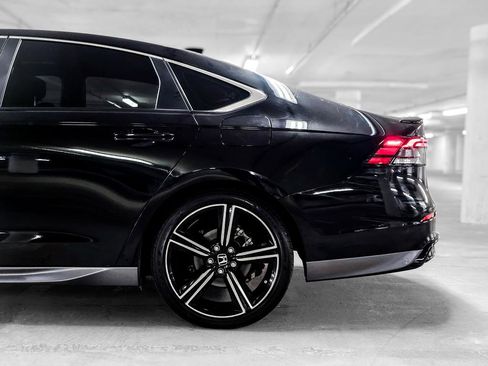 Used 2023 Honda Accord Sport image 15