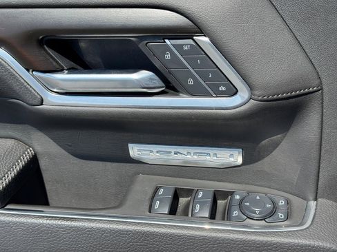 Used 2025 GMC Sierra 1500 Denali AWD/4WD image 27