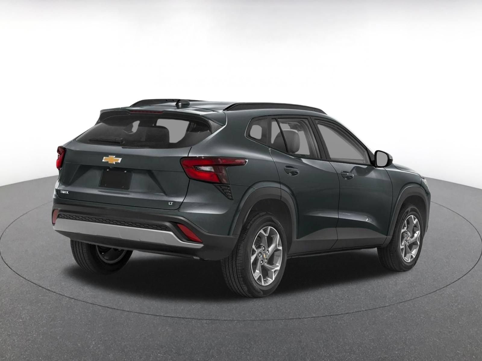 Used 2025 Chevrolet Trax LT w/ LT Convenience Package FWD image 2