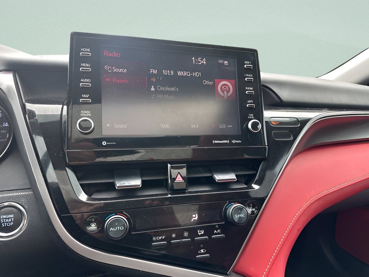 Used 2021 Toyota Camry XSE FWD image 18