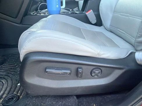 Used 2021 Honda CR-V EX-L image 9