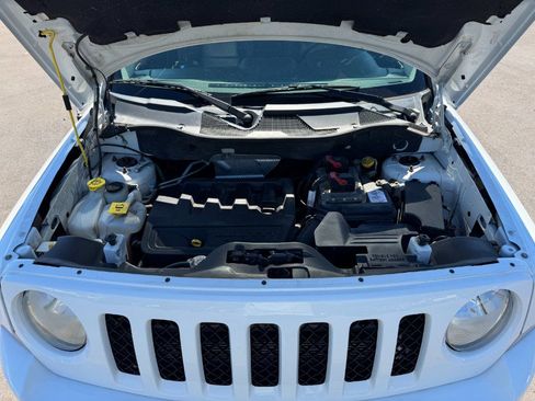 Used 2015 Jeep Patriot High Altitude AWD/4WD image 25