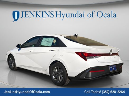 New 2026 Hyundai Elantra Sport FWD image 7