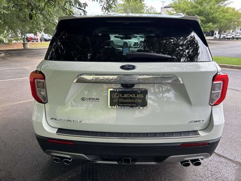 Used 2021 Ford Explorer Platinum w/ Equipment Group 601A AWD/4WD image 3