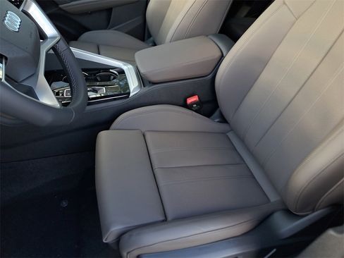 New 2025 Audi Q5 2.0T Premium Plus image 18