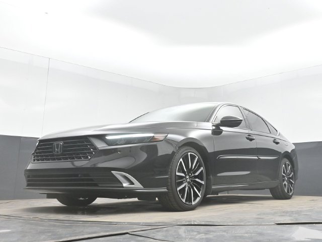 Used 2023 Honda Accord Touring image 31