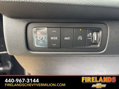 New 2026 Chevrolet Traverse LT w/ Sun and Wheel Package image 18