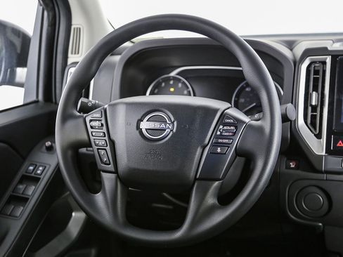 New 2025 Nissan Frontier SV image 17