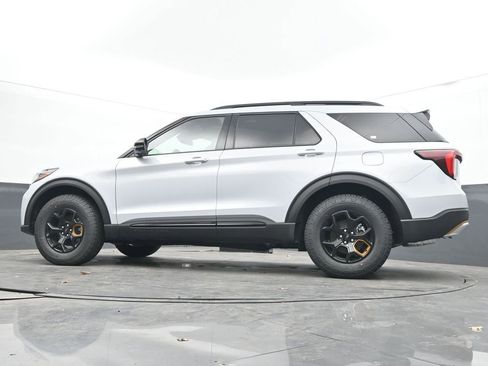 New 2026 Ford Explorer Tremor w/ Tremor Ultimate Package AWD/4WD image 48