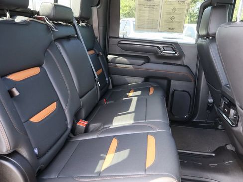Certified 2025 GMC Sierra 2500 AT4 w/ AT4 Premium Plus Package AWD/4WD image 30