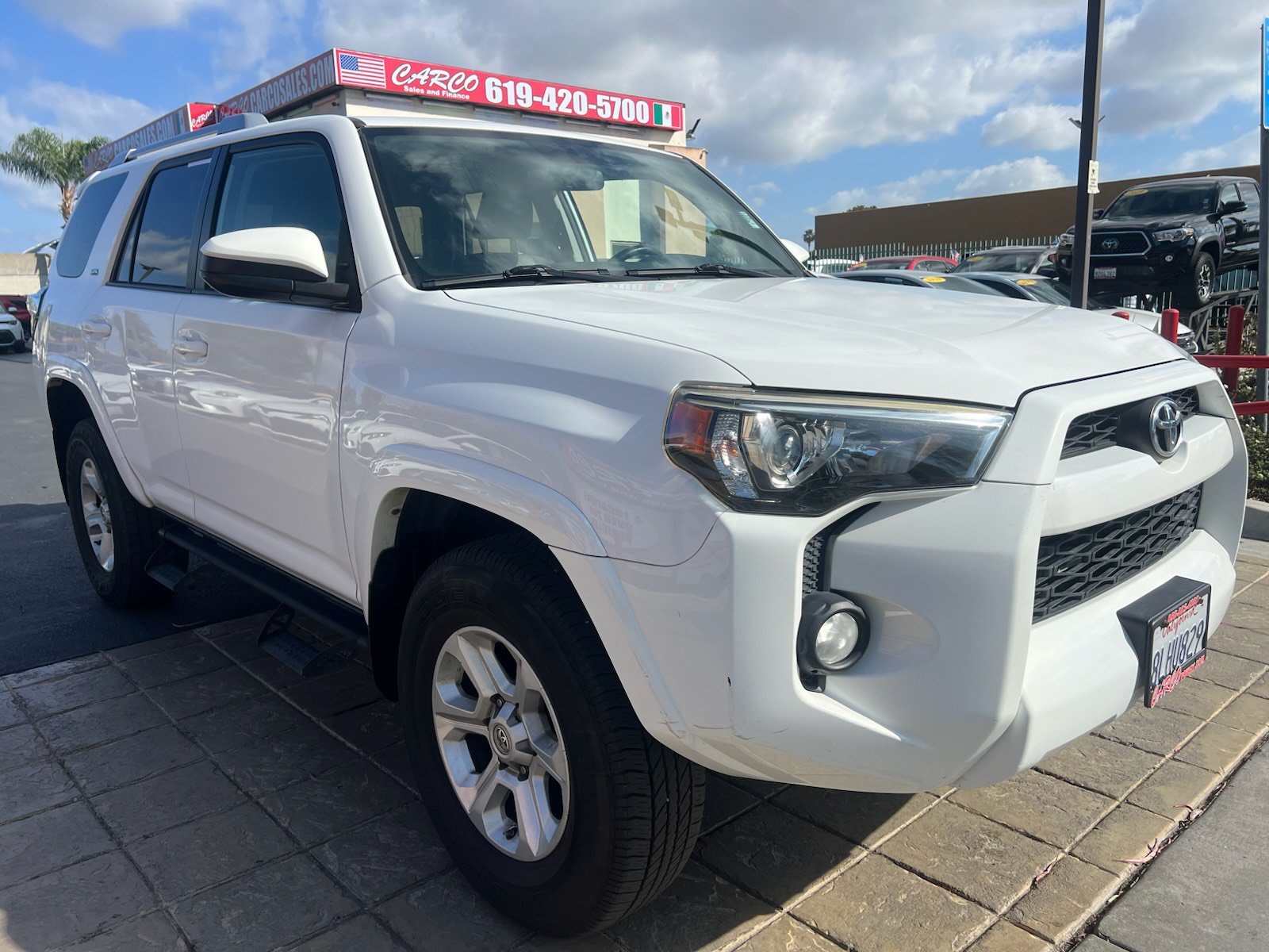 Used 2018 Toyota 4Runner SR5 AWD/4WD image 1
