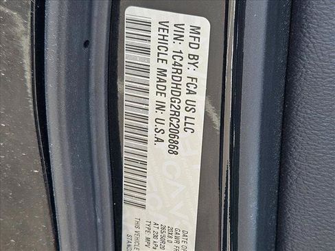 Used 2024 Dodge Durango GT RWD image 16