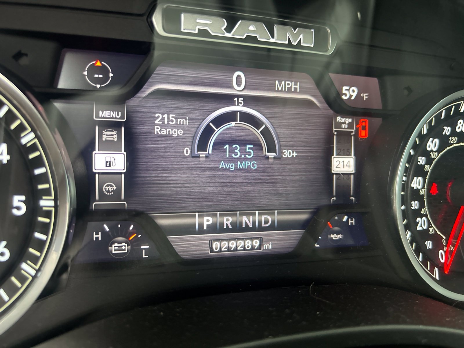 Used 2024 RAM 1500 Laramie AWD/4WD image 8