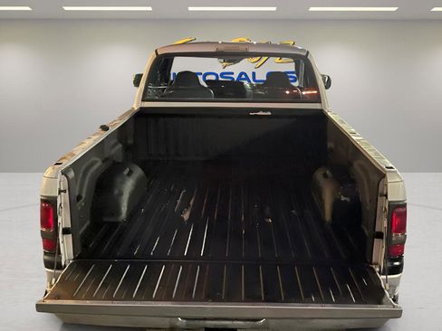 Used 1997 Dodge Ram 1500 Truck Laramie image 5