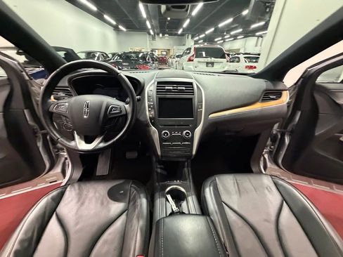 Used 2016 Lincoln MKC Reserve w/ Lincoln MKC Climate Package image 36