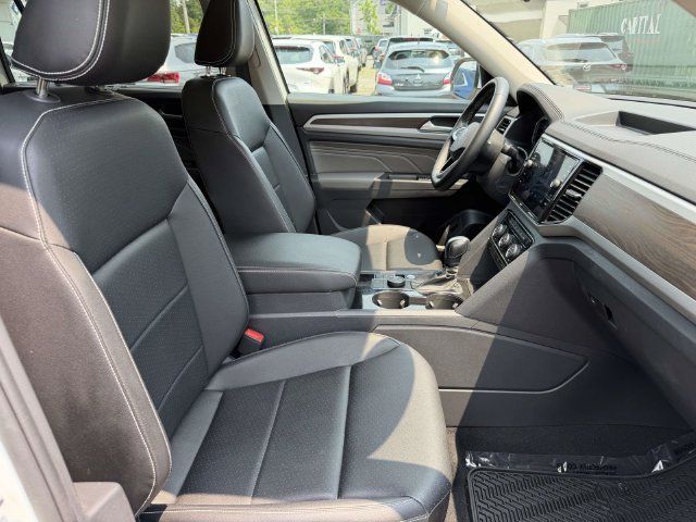 Used 2023 Volkswagen Atlas SE w/ Panoramic Sunroof Package AWD/4WD image 12