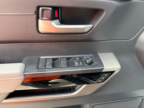 Used 2024 Toyota Tundra Limited w/ Power Package image 15