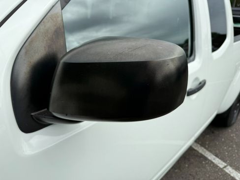 Used 2019 Nissan Frontier S image 12